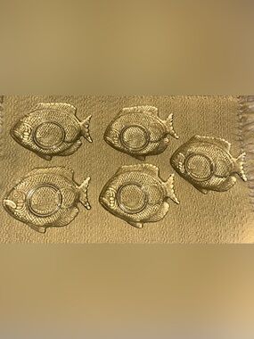 Pressed Glass Fish Shaped Plates (5)